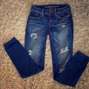 American Eagle Distressed Jegging Jeans- 00